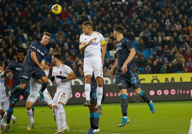 Trabzonspor sahasında Kayserispor ile karşılaştı. 28 Aralık 2018 21