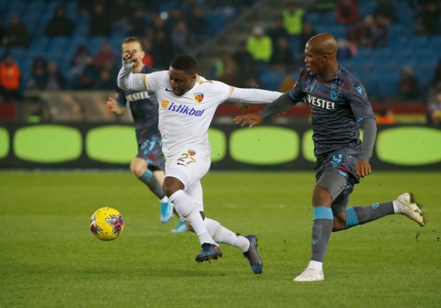 Trabzonspor sahasında Kayserispor ile karşılaştı. 28 Aralık 2018 29