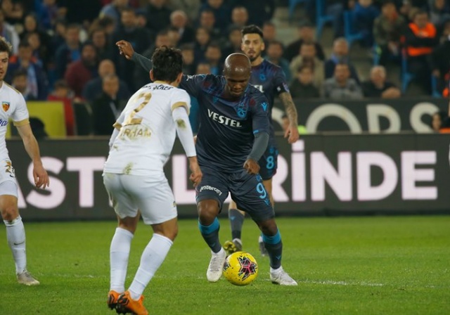 Trabzonspor sahasında Kayserispor ile karşılaştı. 28 Aralık 2018 27