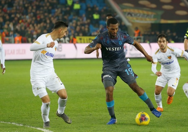 Trabzonspor sahasında Kayserispor ile karşılaştı. 28 Aralık 2018 35