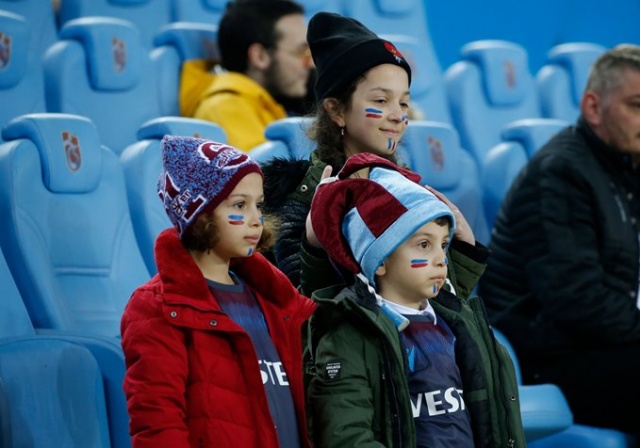 Trabzonspor sahasında Kayserispor ile karşılaştı. 28 Aralık 2018 6