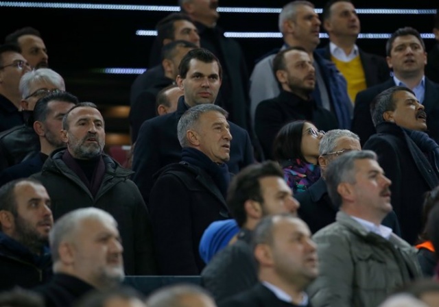 Trabzonspor sahasında Kayserispor ile karşılaştı. 28 Aralık 2018 3