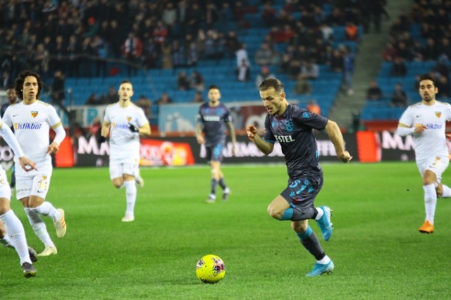 Trabzonspor sahasında Kayserispor ile karşılaştı. 28 Aralık 2018 56