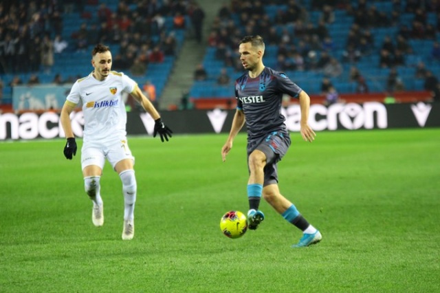 Trabzonspor sahasında Kayserispor ile karşılaştı. 28 Aralık 2018 47