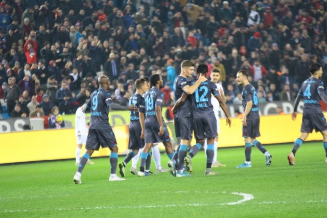 Trabzonspor sahasında Kayserispor ile karşılaştı. 28 Aralık 2018 62