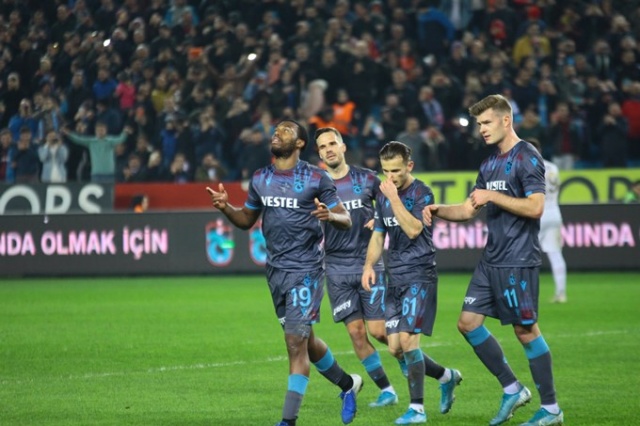 Trabzonspor sahasında Kayserispor ile karşılaştı. 28 Aralık 2018 80