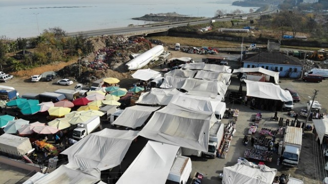 Pistten çıkan uçak Yomra'nın başına dert oldu 19