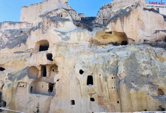 40 odalı mağara ev, 2 milyon 750 bin TL'ye sahibini bekliyor 2