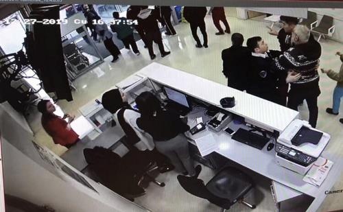 Trabzonlu eski kaleci hastanede olay çıkardı 7