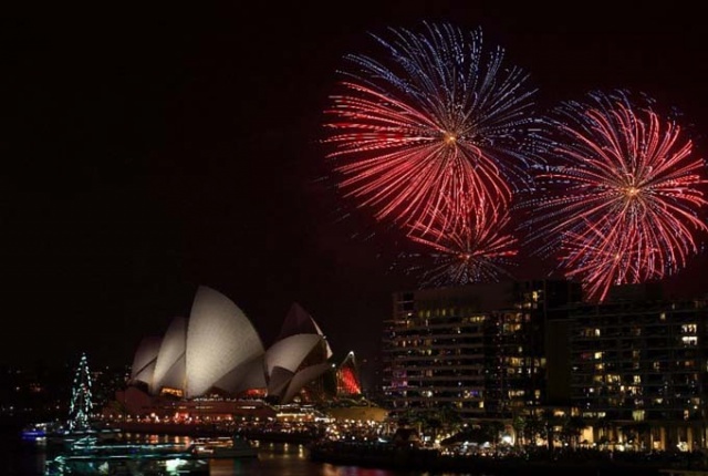 Dünya 2020’ye merhaba dedi! 2