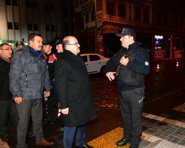 Vali Ustaoğlu'ndan yeni yıl ziyaretleri 6