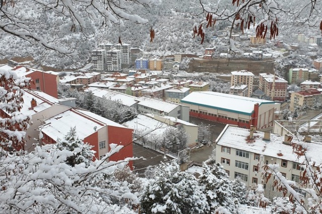 Gümüşhane beyaza büründü 7