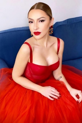 Hadise'den tepki "Edepsizlik sizin kafanızda" 5