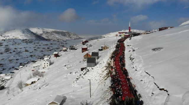 Sarıkamış şehitleri Sis Dağı'nda anıldı 8