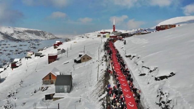 Sarıkamış şehitleri Sis Dağı'nda anıldı 10