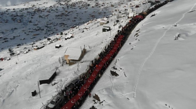 Sarıkamış şehitleri Sis Dağı'nda anıldı 12