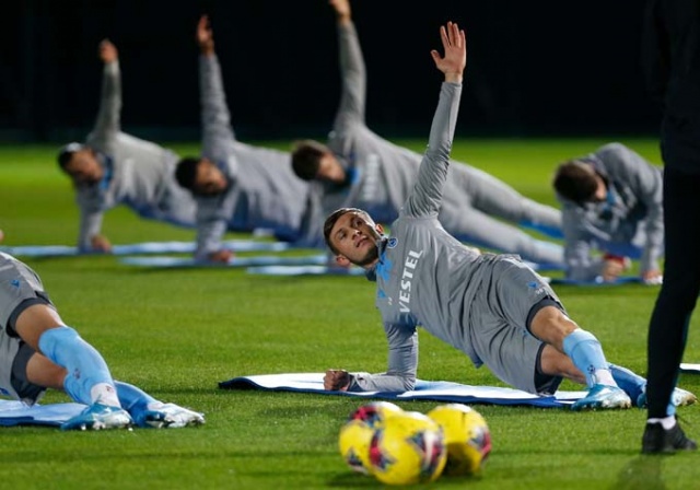 Trabzonspor Antalya'da hazırlıklara başladı 11