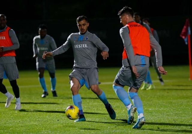 Trabzonspor Antalya'da hazırlıklara başladı 15