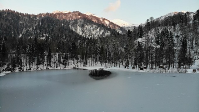 Buz tutan Karagöl'de horon 7