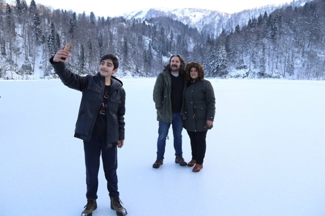 Buz tutan Karagöl'de horon 8