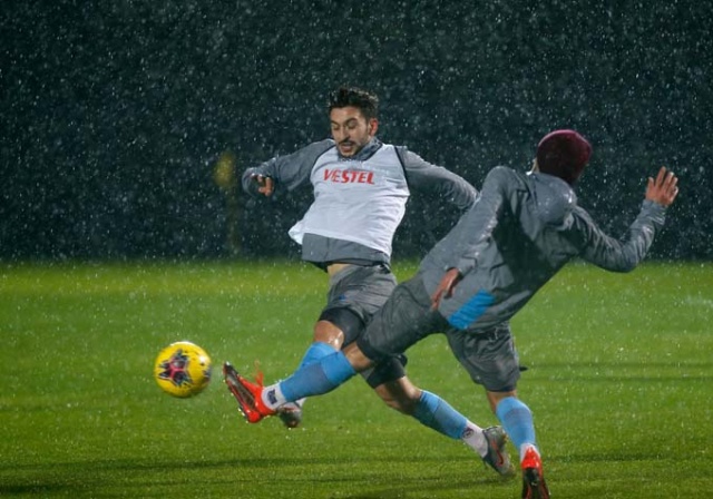 Antalya'da kampa giren Trabzonspor çalışmalarına devam ediyor 42