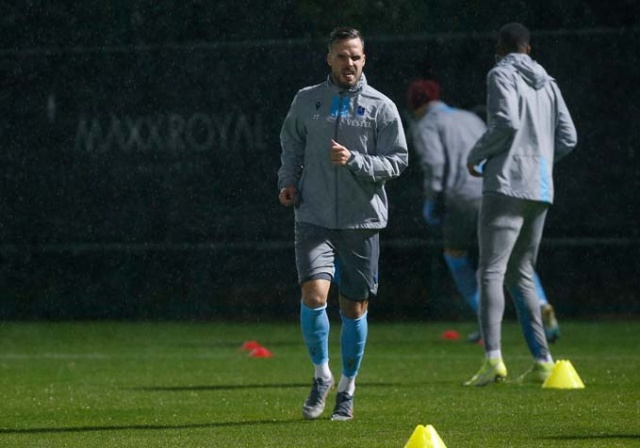 Antalya'da kampa giren Trabzonspor çalışmalarına devam ediyor 16