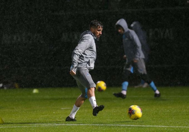 Antalya'da kampa giren Trabzonspor çalışmalarına devam ediyor 17