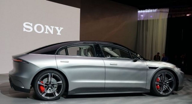 Sony'den elektrikli araba sürprizi 5