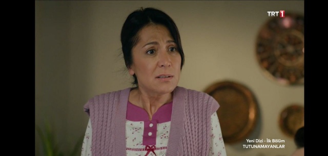 Yeni dizi Tutunamayanlar sosyal medyayı salladı! 4