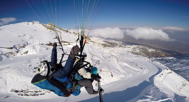 Paraşütçü baba-kızın gökyüzü tutkusu 6