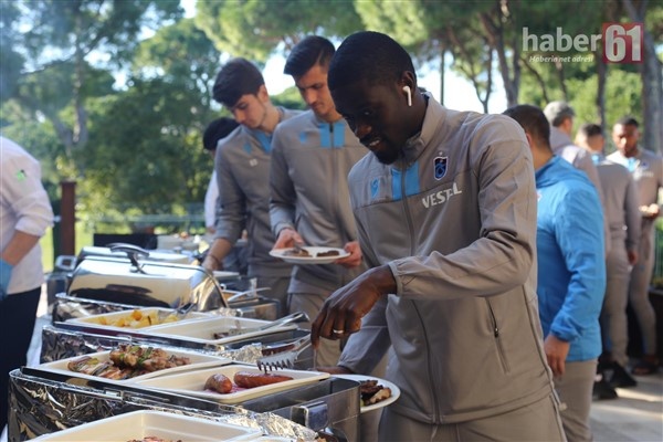 Trabzonsporlu futbolcular böyle stres attı 2