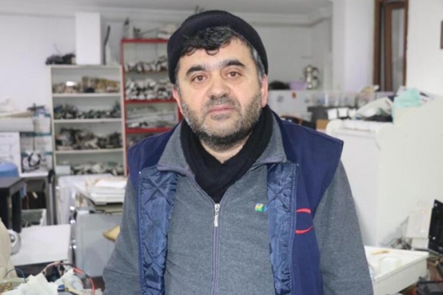 Herkes onu soruyor! Eşine yardım etmek için... 7