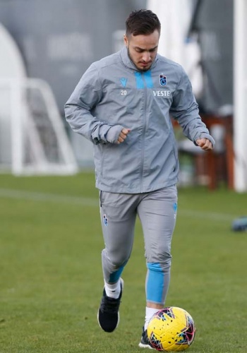 Trabzonspor Partizan Tiran'la karşılaştı. 15 Ocak 2020 5