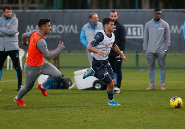 Trabzonspor Partizan Tiran'la karşılaştı. 15 Ocak 2020 6