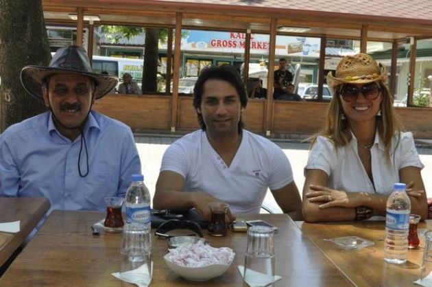 Tuğba Özay kendi filmini izlememiş 3