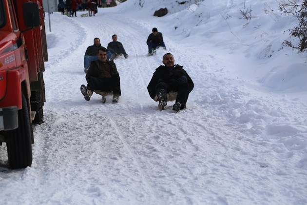 Kar üstünde horon keyfi 7