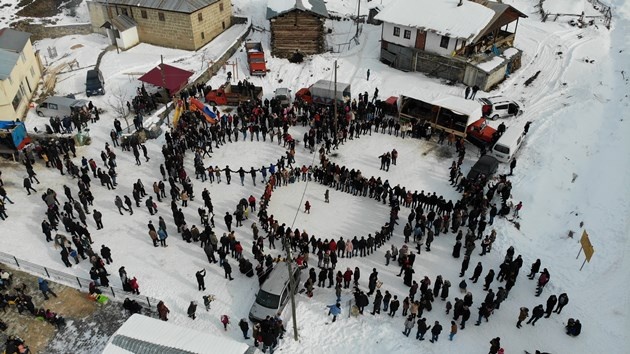 Kar üstünde horon keyfi 6