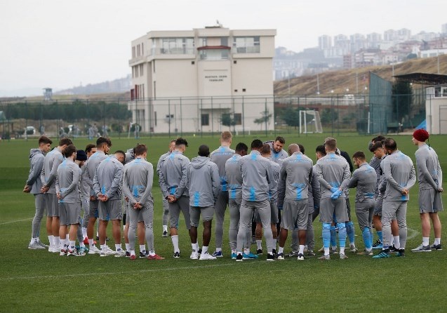 Trabzonspor'a ara vermedi 15