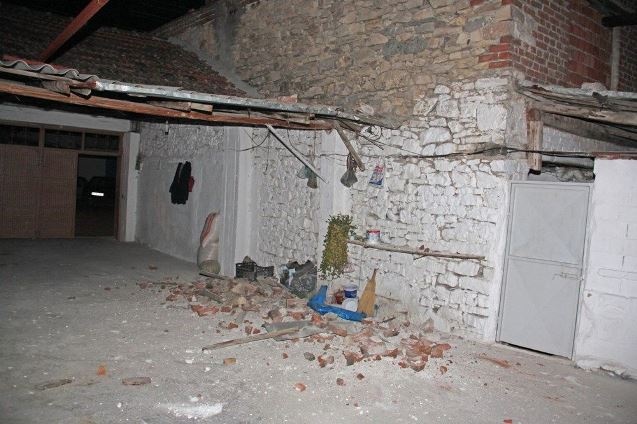 Manisa'da deprem korkusuyla vatandaşlar sokakta kaldı 9