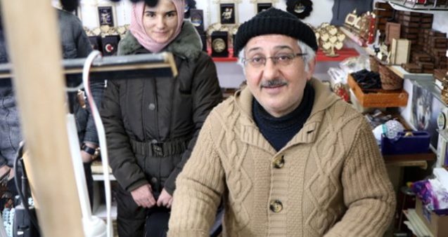 1 TL'ye alıp 325 TL'ye satıyor 4