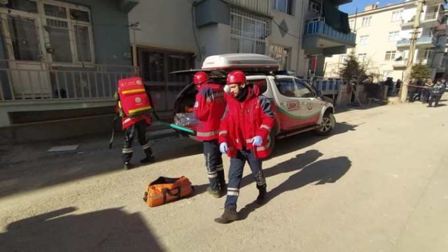 Trabzon'dan deprem bölgesine - Canla başla çalışıyorlar 7