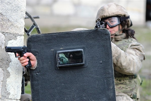 İşte Türkiye’nin ilk kadın Jandarma Komando Astsubayları 28