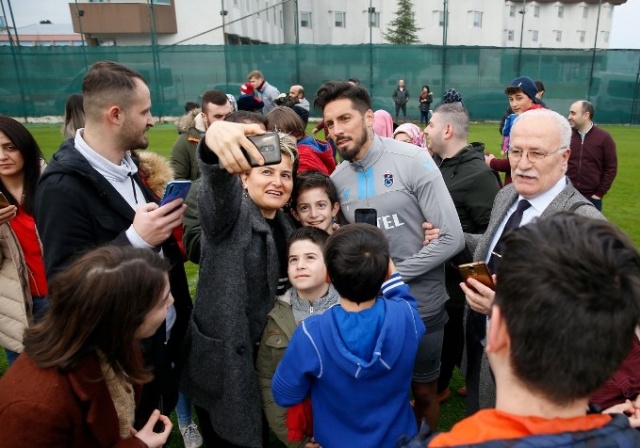 Trabzonspor, Fenerbahçe Derbisi Öncesi Hazırlıklarına Başladı 10
