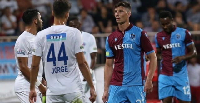 Trabzonspor'un güncel kadrosu | 2019-20 Sezonu İkinci Yarısı. 9