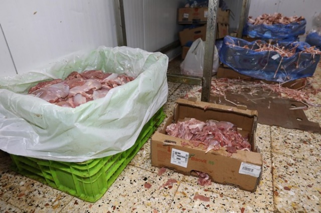 Dönercilere şok baskın! Vatandaşlara yediriyorlardı 3