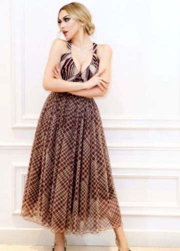 Hadise yine çok cesur 3