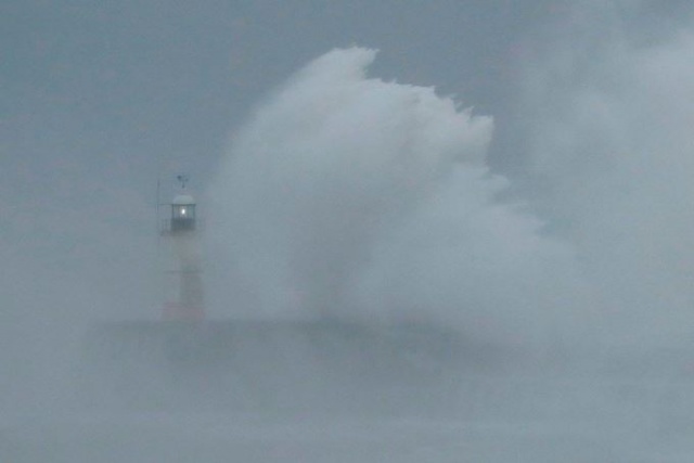 Kuzeybatı Avrupa'yı fırtına vurdu! 2