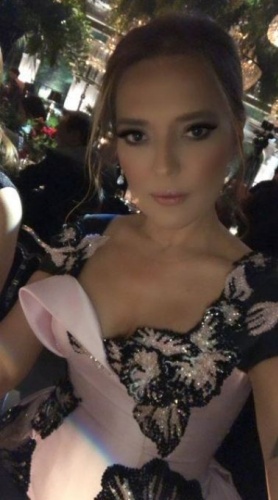 Merve Özbey-Kenan Koçak çiftinin düğününde şıklık yarışı 19