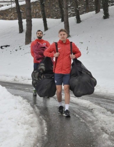Sahalar karla kaplanınca Hekimoğlu Trabzon orada çalıştı 11