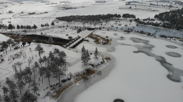 Elazığ’da soğuktan baraj dondu 3